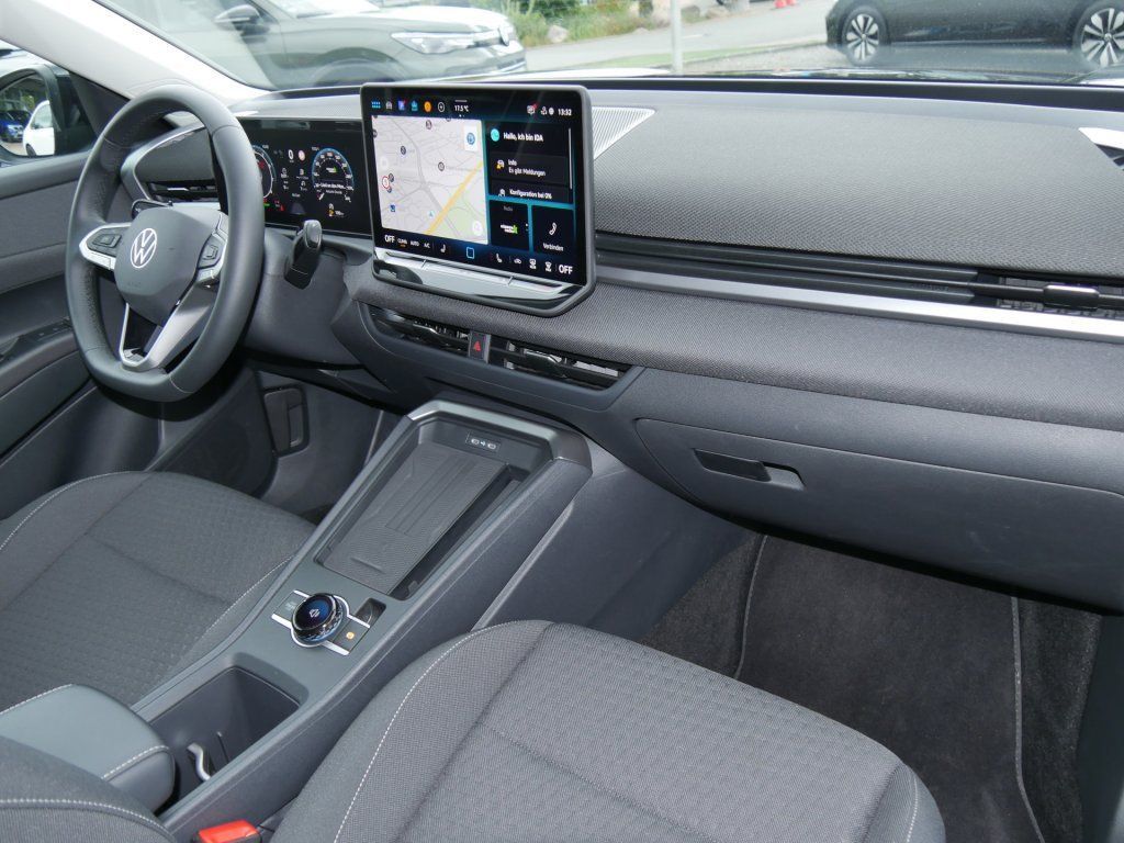 Volkswagen T-Roc 1.5 eTSI DSG Life ACC CAM DigCockpit LED N foto 5