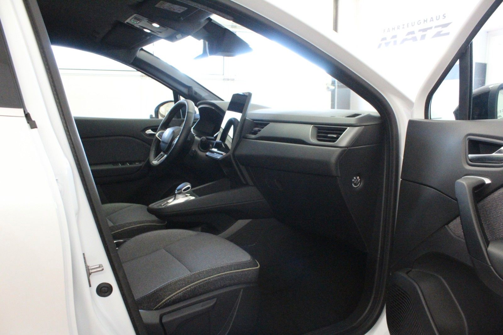 Fahrzeugabbildung Renault Symbioz E-Tech Full Hybrid 145 Techno *Winterp.*