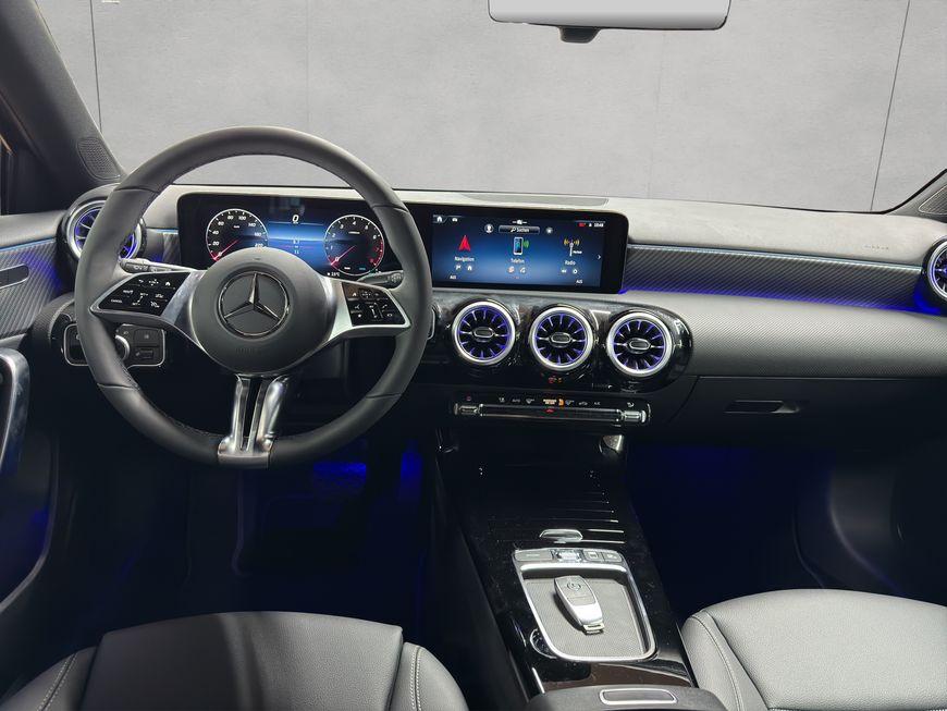 Mercedes-Benz A-Class Progressive Advanced AHK, миниатюра 13