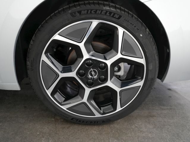 Astra L ST ULTIMATE AT+NAVI+360 GRAD KAMERA+SCHI