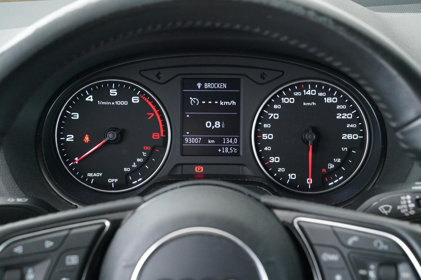Audi Q2 1.0 TFSI SPORT ULTRA S-LINE NAVI + SCHECKHEFT