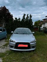 Mitsubishi Lancer Sportback. - Mitsubishi mit Diesel-Antrieb: Limousine