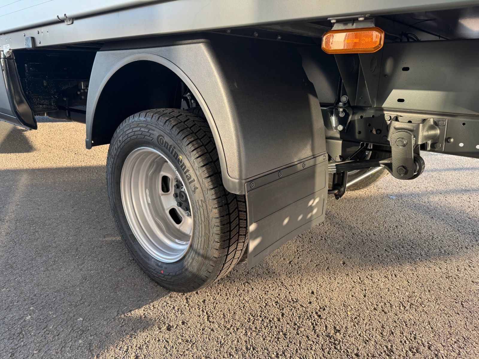 Fahrzeugabbildung Iveco Daily 35C21 HA8 3.0L DoKa *Automatik*R3.450mm*