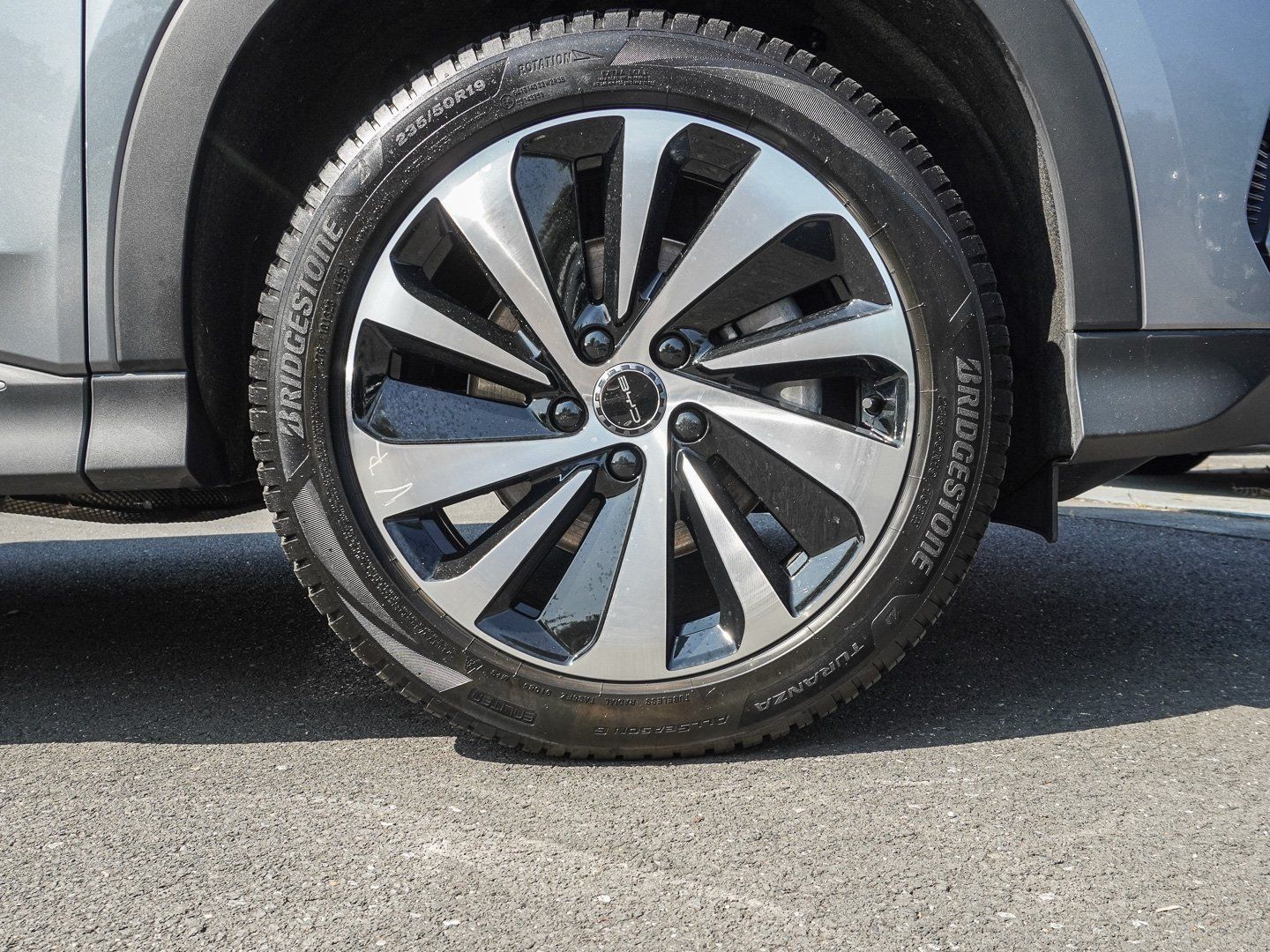 BYD SEAL U