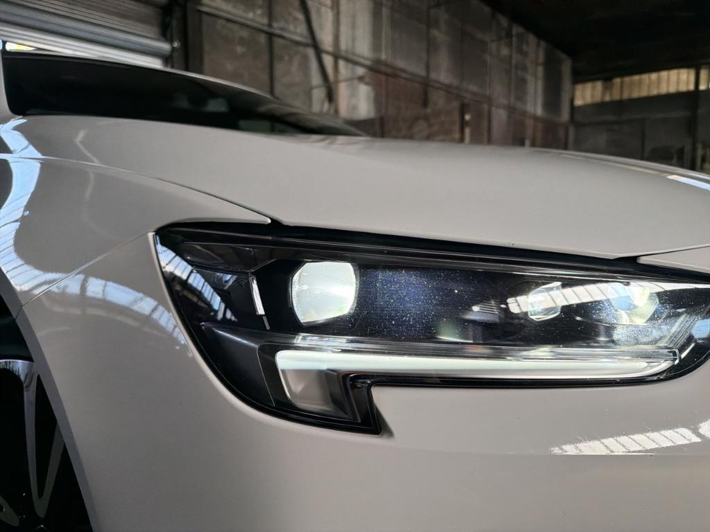 Opel Insignia Sports Tourer Ultimate Sportpaket Navi 