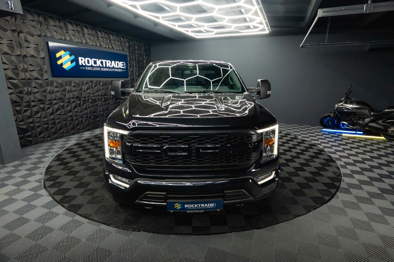 Fahrzeugabbildung Ford F150 5.0L V8 4x4 SuperCrew Longbed RAPTOR 19%