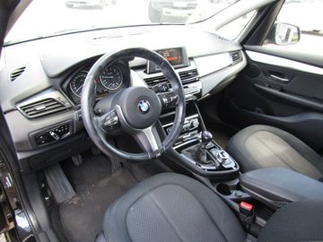 BMW 216 - 8