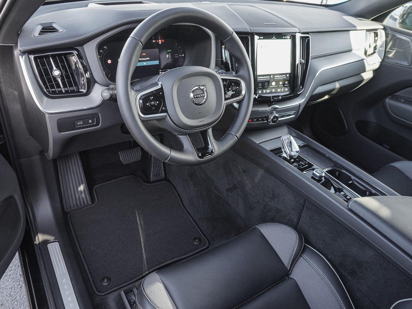 Volvo XC60 T8 AWD Black Edition Ultra Plug-in Hybrid