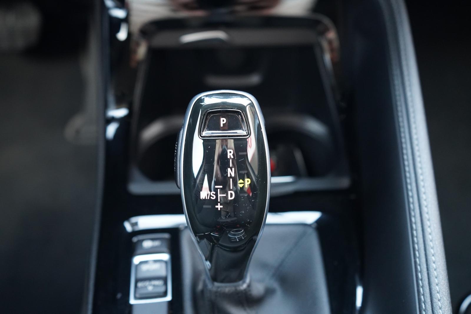 BMW X2 sDrive 20 i LED Navi Tempomat DAB Sitzheizung, миниатюра 21