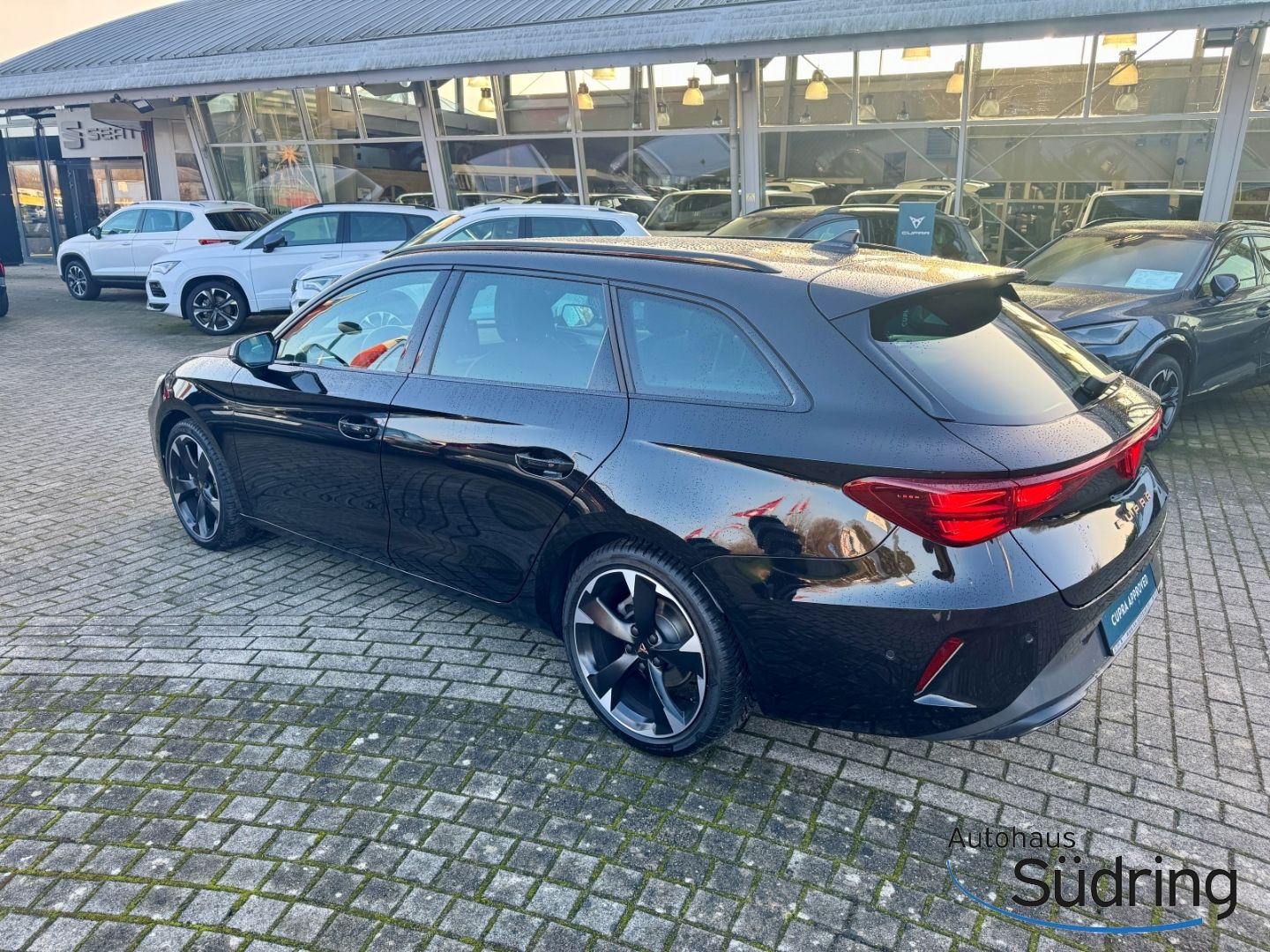 Leon Sportstourer 2,0 TDI DSG AHK Navi Rückfahrk