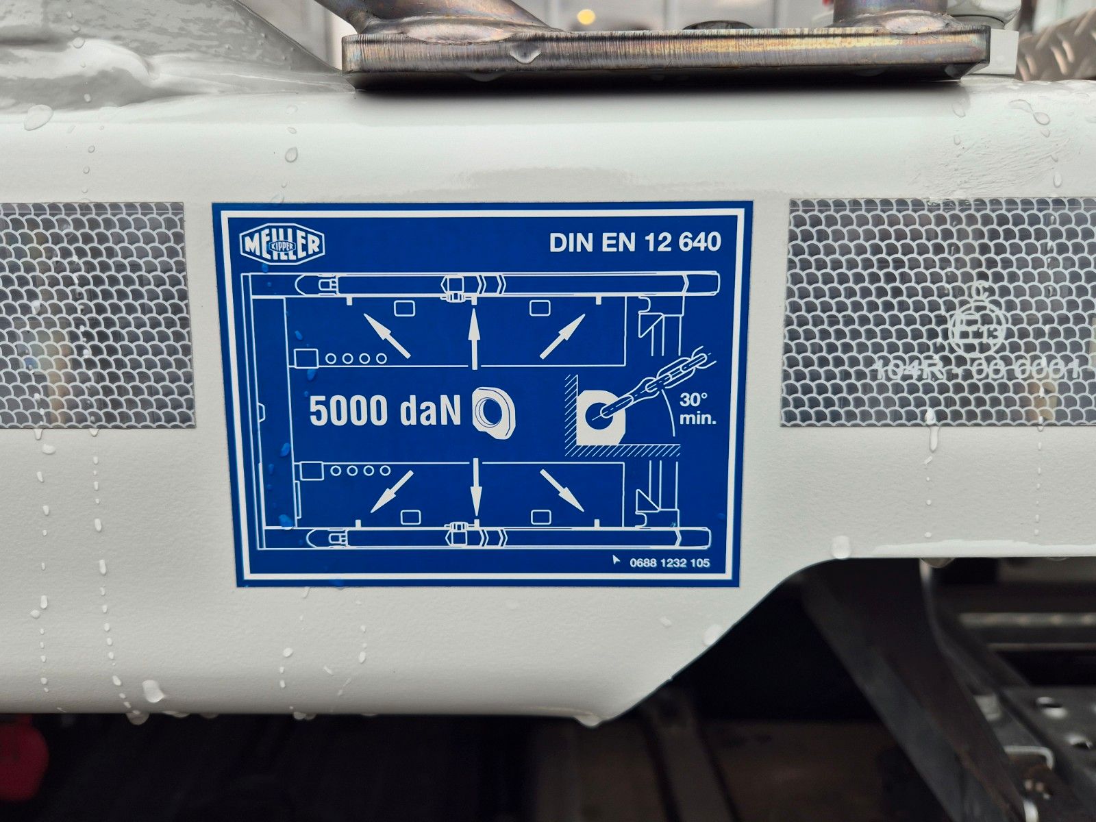 Fahrzeugabbildung Iveco AD260S40X/P Meiller AK16. T Funk AHK