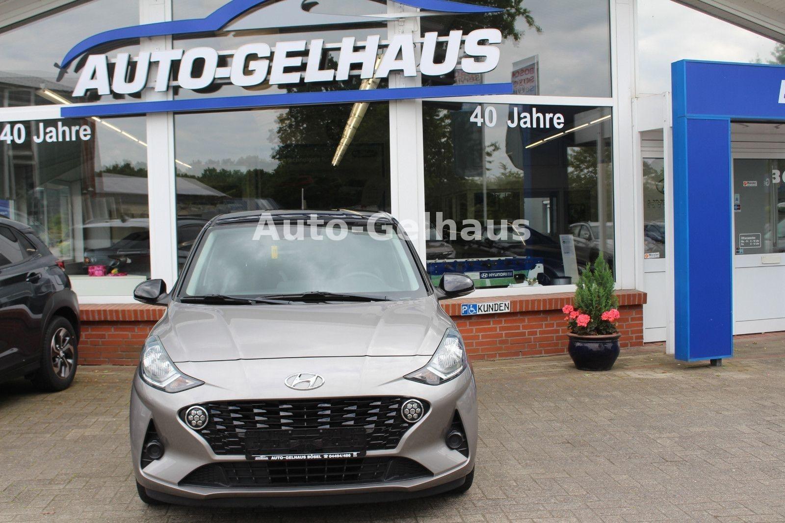 Hyundai i10 Intro Edition Navi+RFK,Sitz u.Lenkradhzg