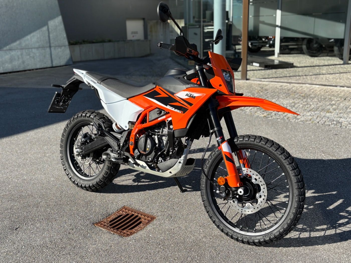 Fahrzeugabbildung KTM 125 Enduro R