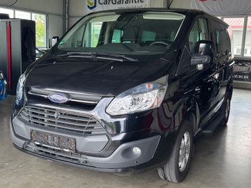 Ford Tourneo Custom - 1