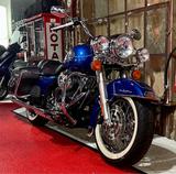 Harley-Davidson ROAD-KING FLHRC 