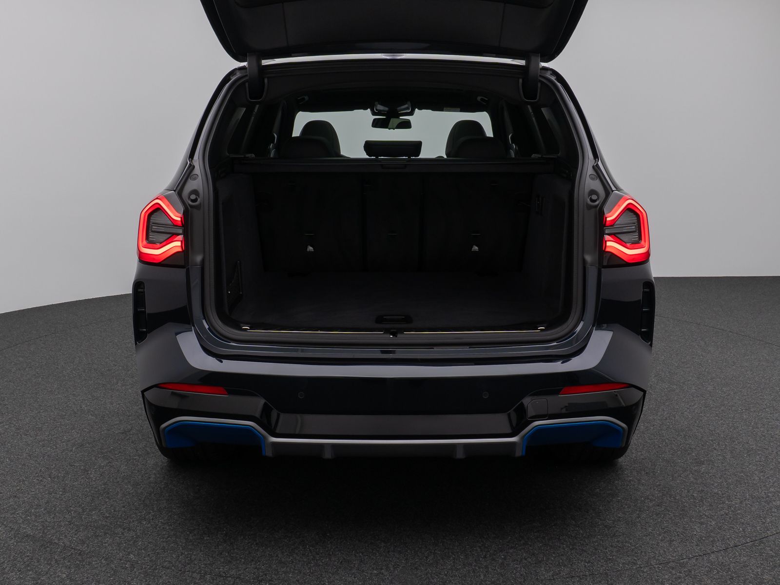 Fahrzeugabbildung BMW iX3 Impressive M Sport Panoram Laser 360°HUD H/K