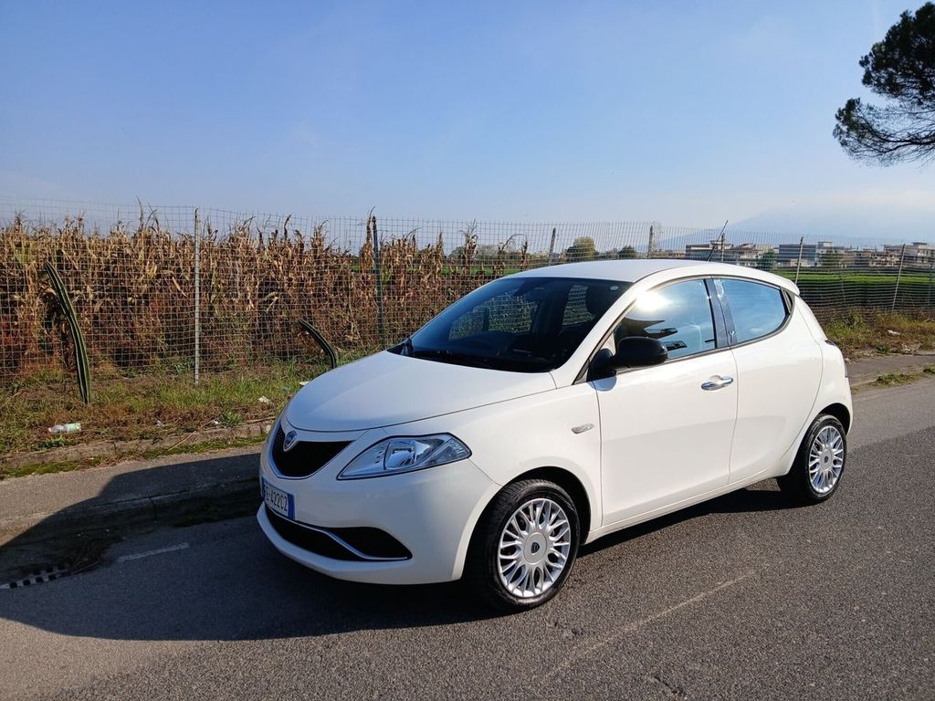 Image of Lancia Ypsilon