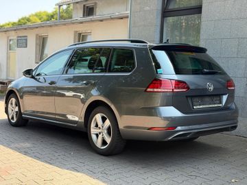 Volkswagen Golf - 7