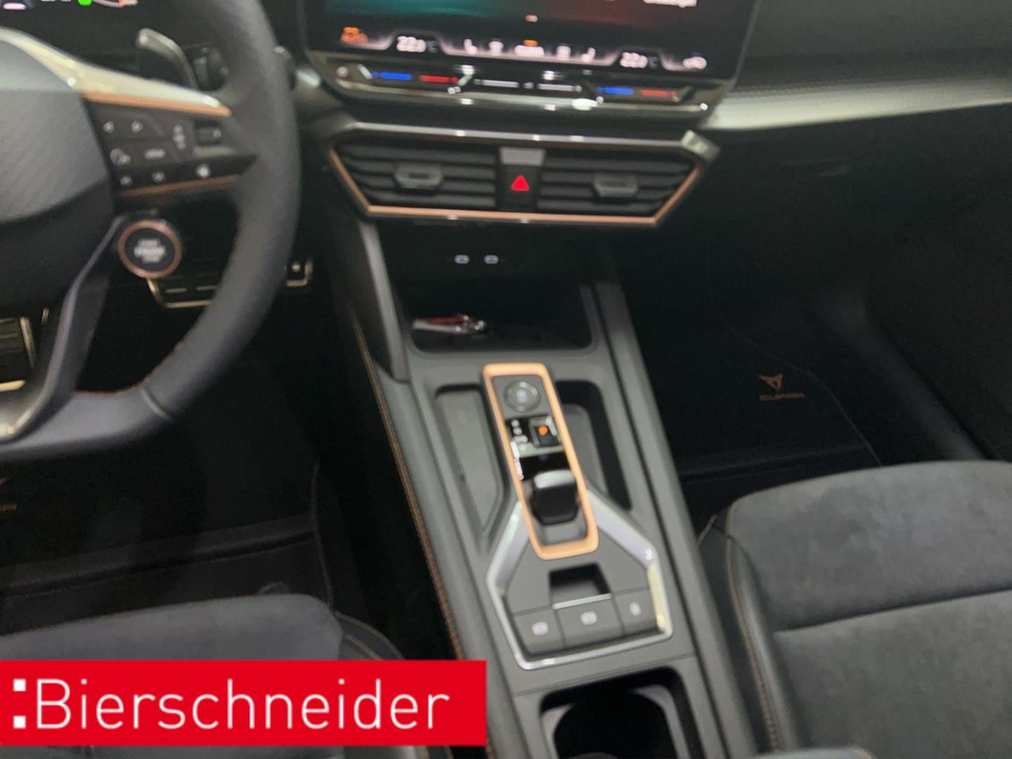 Cupra Formentor 2.0 TSI DSG 4Dr. VZ 990.- Anz. NAVI RF, миниатюра 15