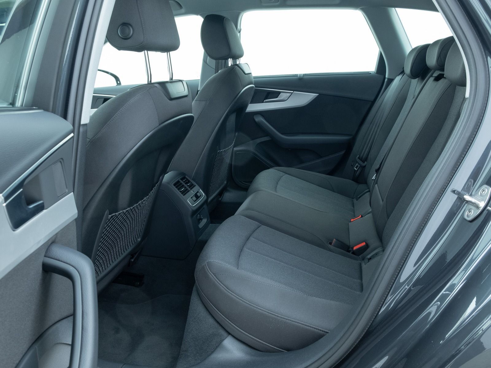Audi A4 - Bild 19