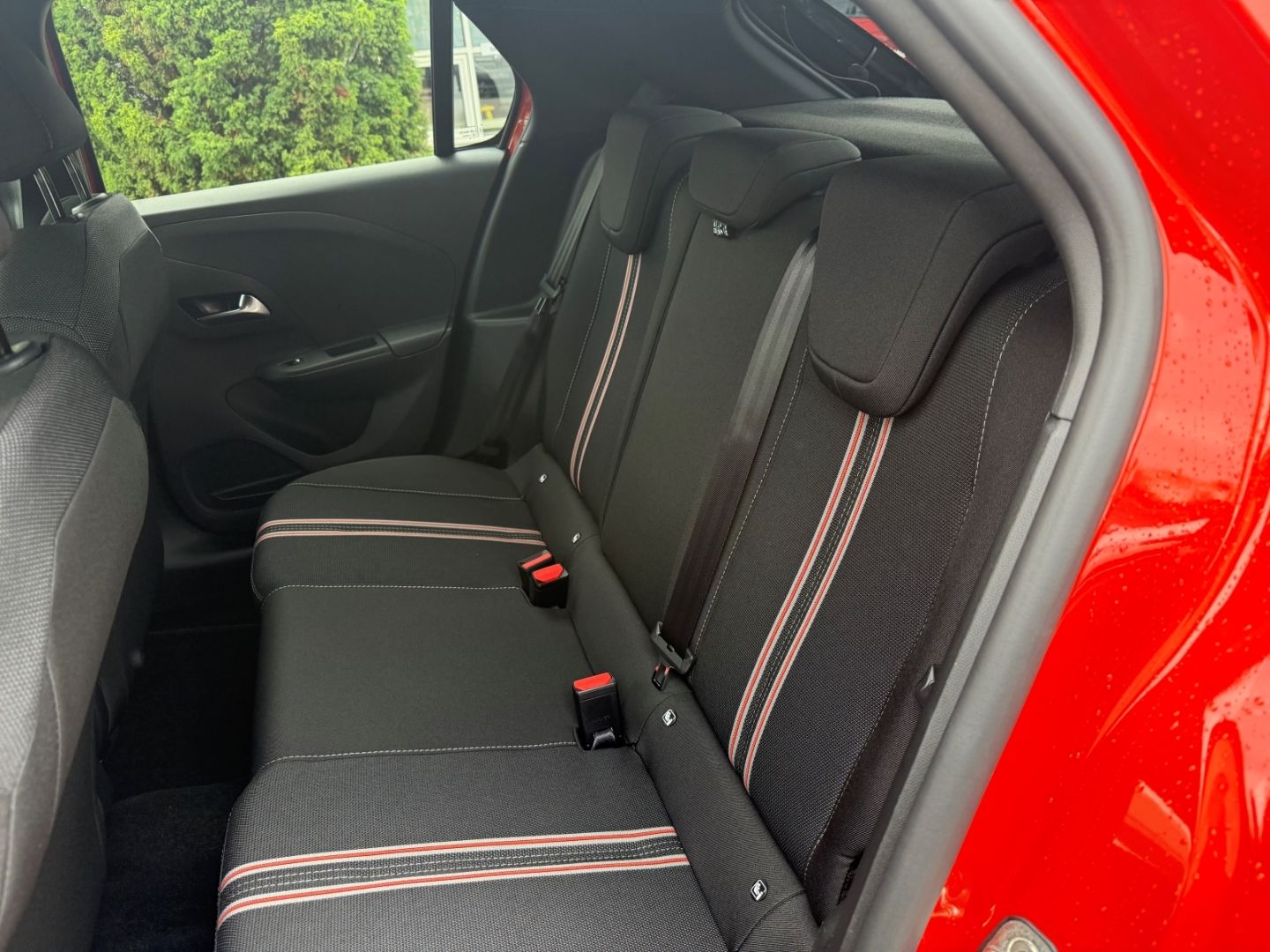 Fahrzeugabbildung Opel Corsa F YES SHZ+LHZ+Allwetter