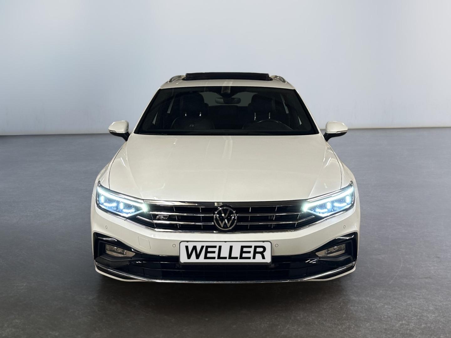 Volkswagen Passat Variant 2.0 TSI R-Line *Matrix*ACC*Pano*A