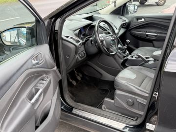 Ford Kuga - 8