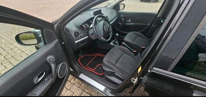 Renault Clio 2010 — photo 9