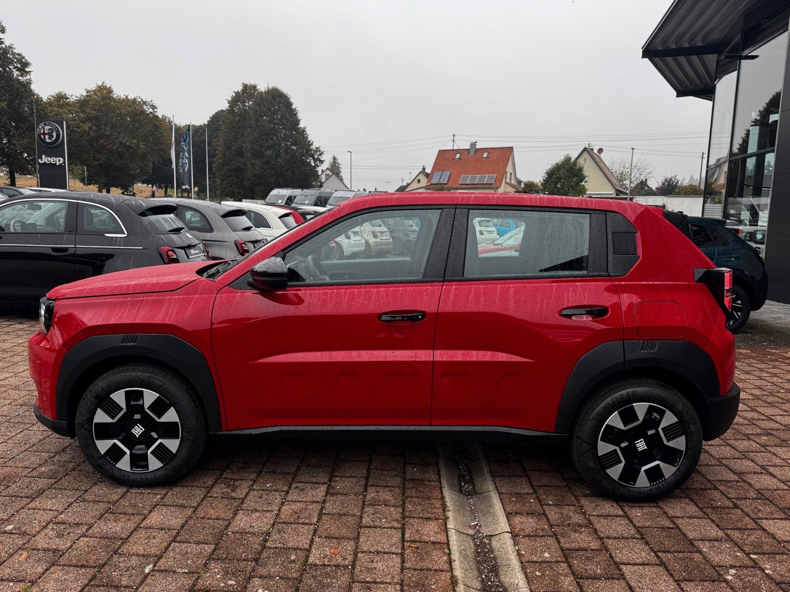 Fahrzeugabbildung Fiat Grande Panda Hybrid ICON 1.2 Navi Carplay Klima