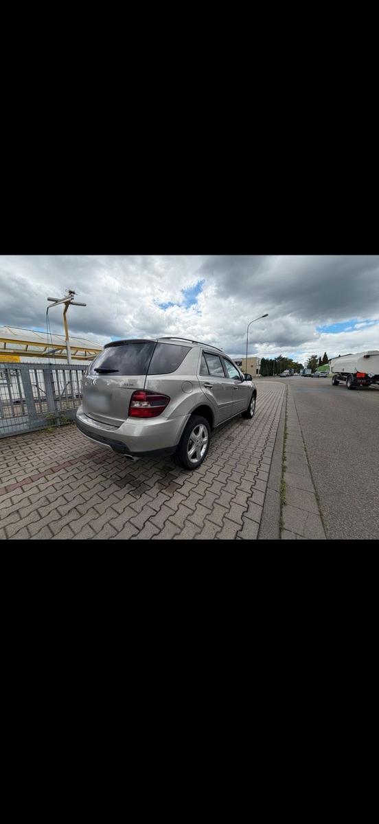 Mercedes-Benz ML500 2007 — engine 309 HP (227kW)
