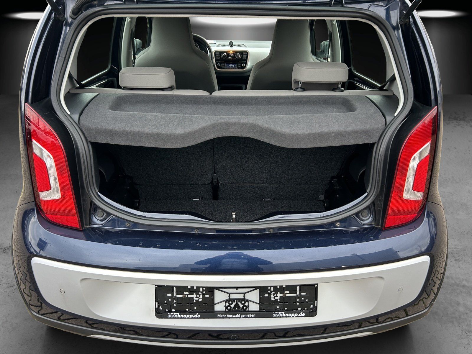 Fahrzeugabbildung Volkswagen cross up! 1.0 Navi, Klima, Sitzh., PDC, el. FH