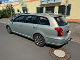 Toyota Avensis Kombi 2.0 Sol - Toyota Avensis in Frankfurt (Main)