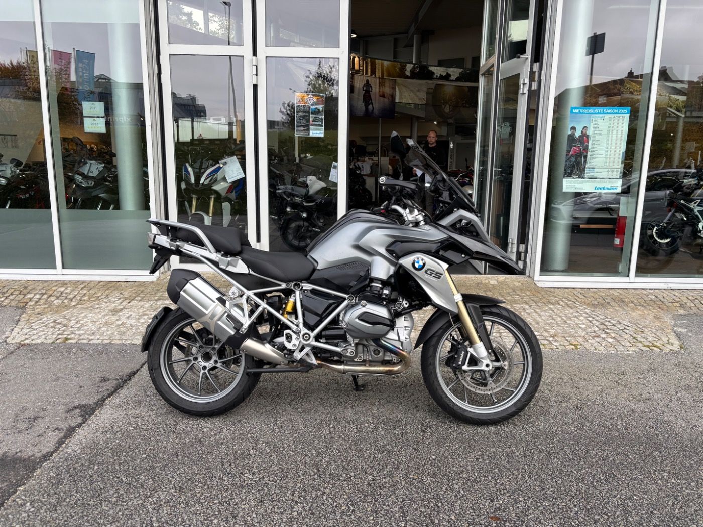 Fahrzeugabbildung BMW R 1200 GS LC aus 1. Hand Komfort- und Dynamik-Pa