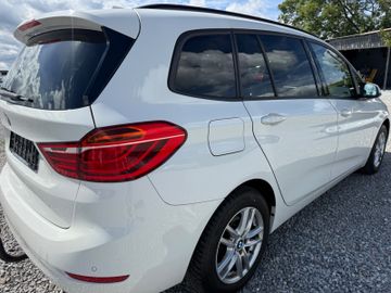 BMW 218 - 5