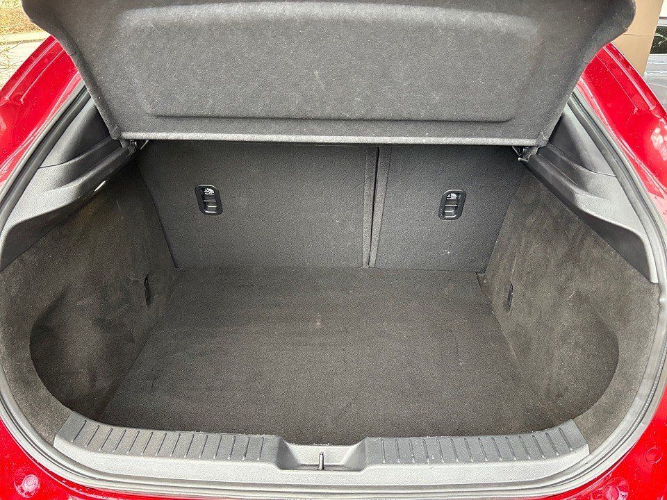 Fahrzeugabbildung Mazda CX-30 2.0i 122PS M Hybrid