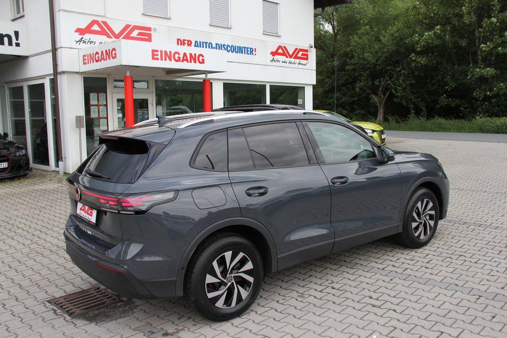 Volkswagen Tiguan 2.0 TDI 150PS LIFE LED Winterp CAM Design
