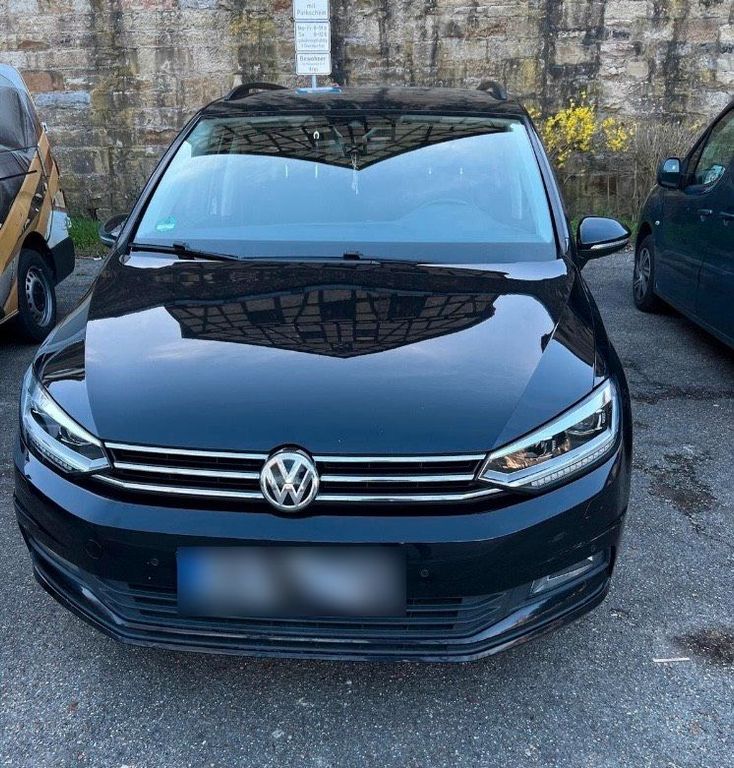 Image of Volkswagen Touran
