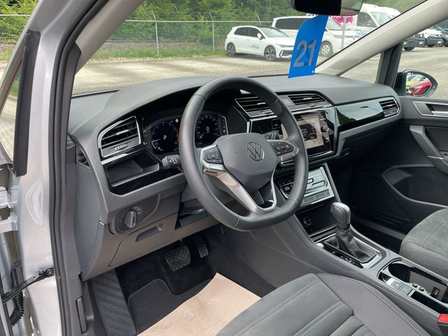 Touran Highline TSi DSG Navi Matrix Kamera