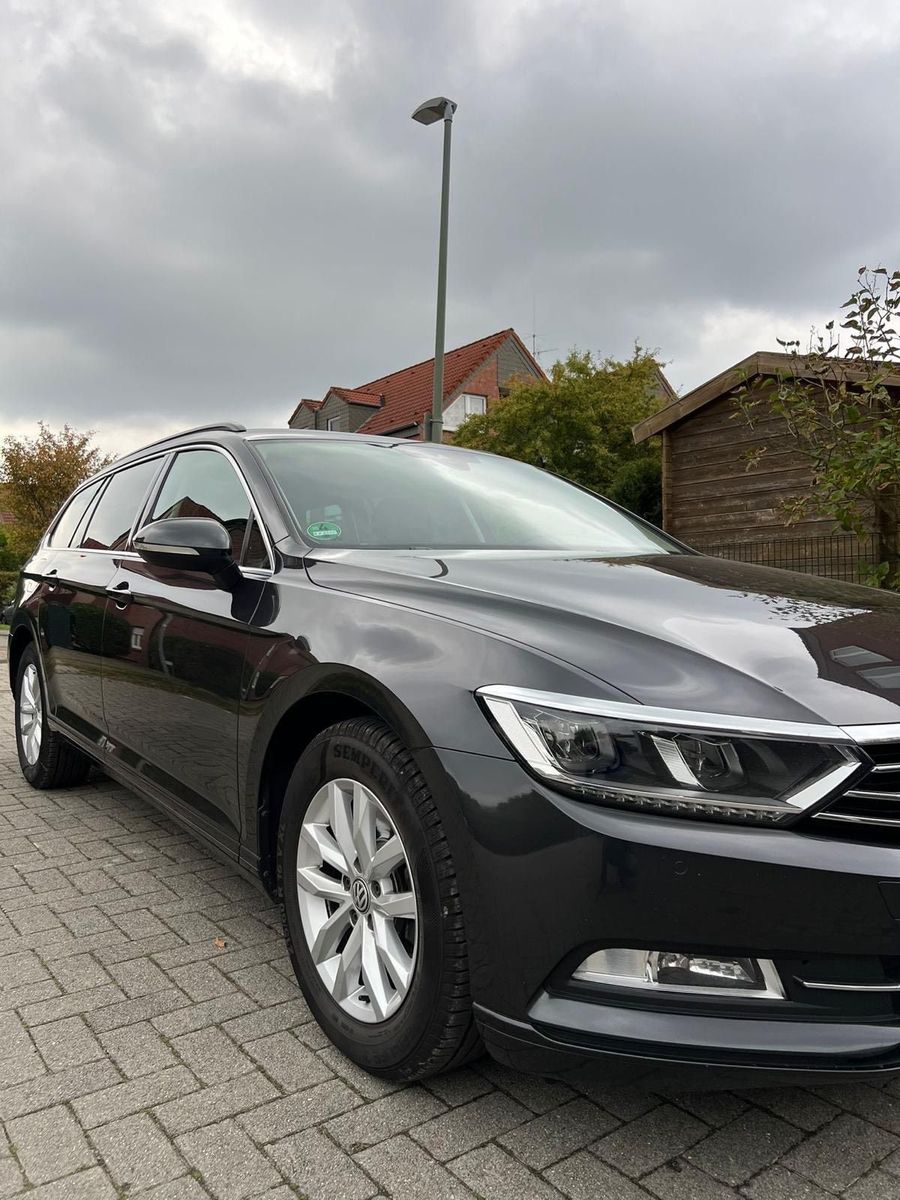 VW Passat b8,2019,LED,neu Service beim VW