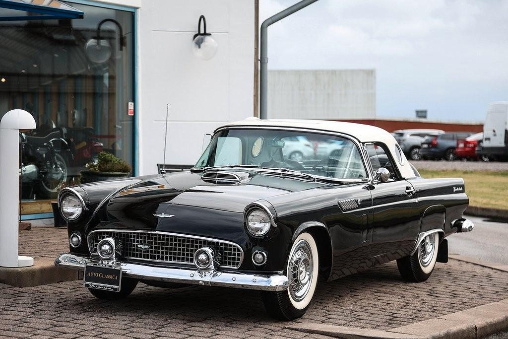 Ford Thunderbird