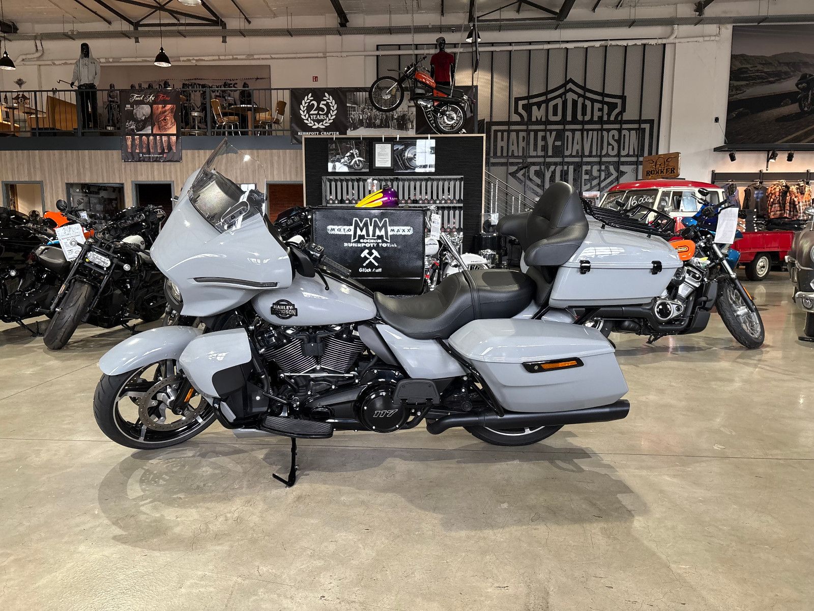 Fahrzeugabbildung Harley-Davidson Street Glide Ultra