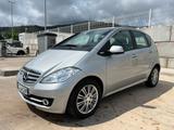 Mercedes-Benz A 180 ELEGANCE Autotronic, Park-Assistent - Mercedes-Benz A-Class mit Benzin-Antrieb: Van