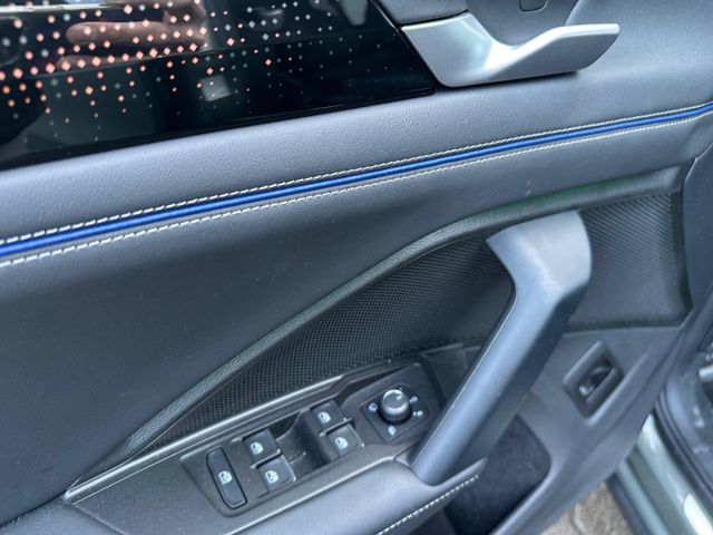 Tiguan R-Line 1.5 eTSI OPF DSG AHK Navi Panorama