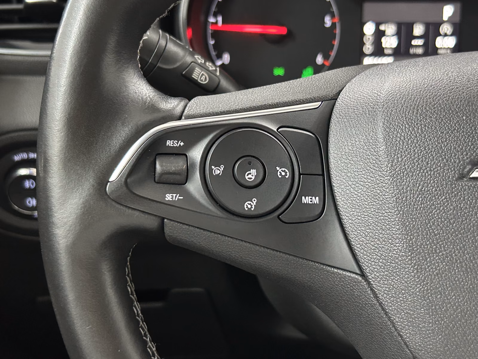 Opel Grandland X Ultimate+Ahk+LED+360°Kam+Sitzhz.