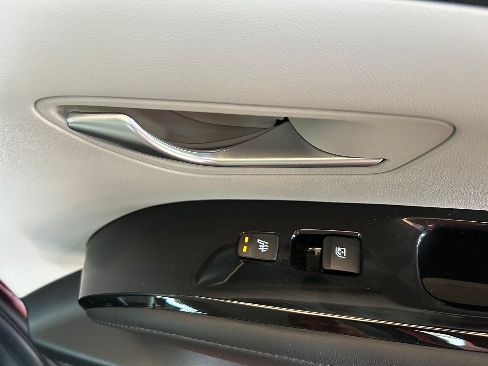 Fahrzeugabbildung Hyundai TUCSON Prime Hybrid HEV 2WD -HELLES LEDER GRAU-