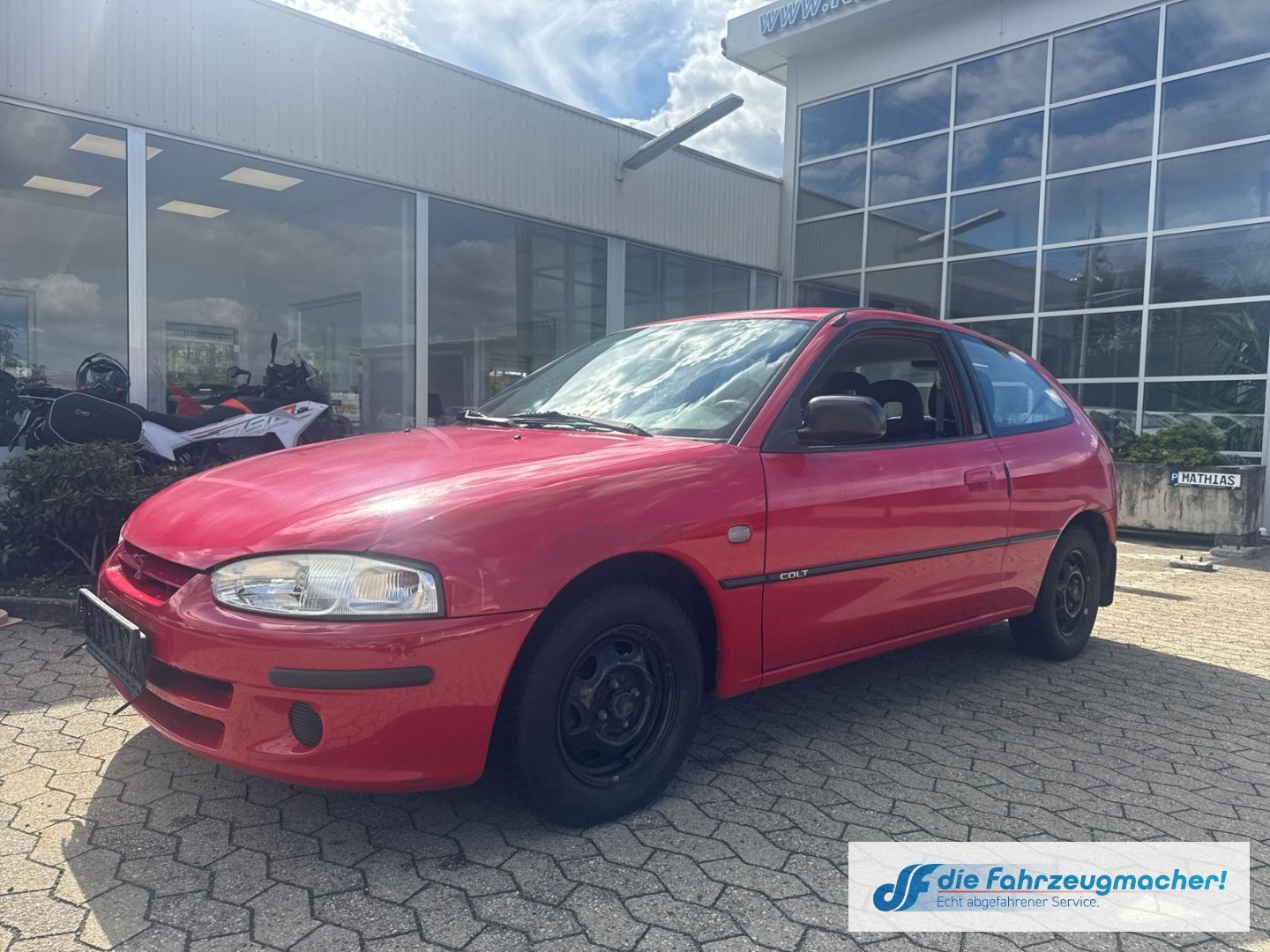Fahrzeugabbildung Mitsubishi Colt Comfort 1.6 AUTOMATIK *EXPORT