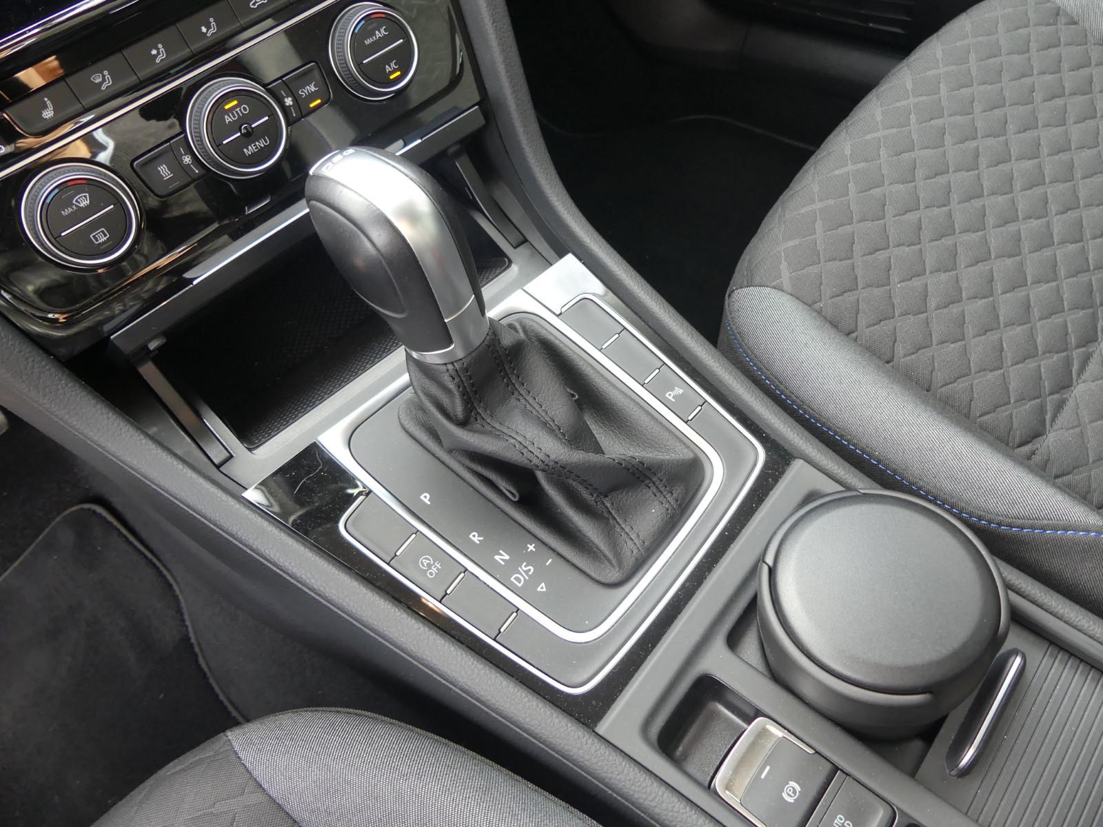 Volkswagen Golf VII Lim. Join AHK*virtual*Navi*SHZ*ab 199€
