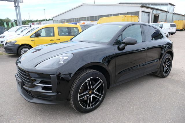 PORSCHE Macan Basis Klima Navi