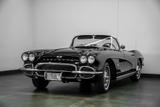 Chevrolet Corvette - Chevrolet: Corvet