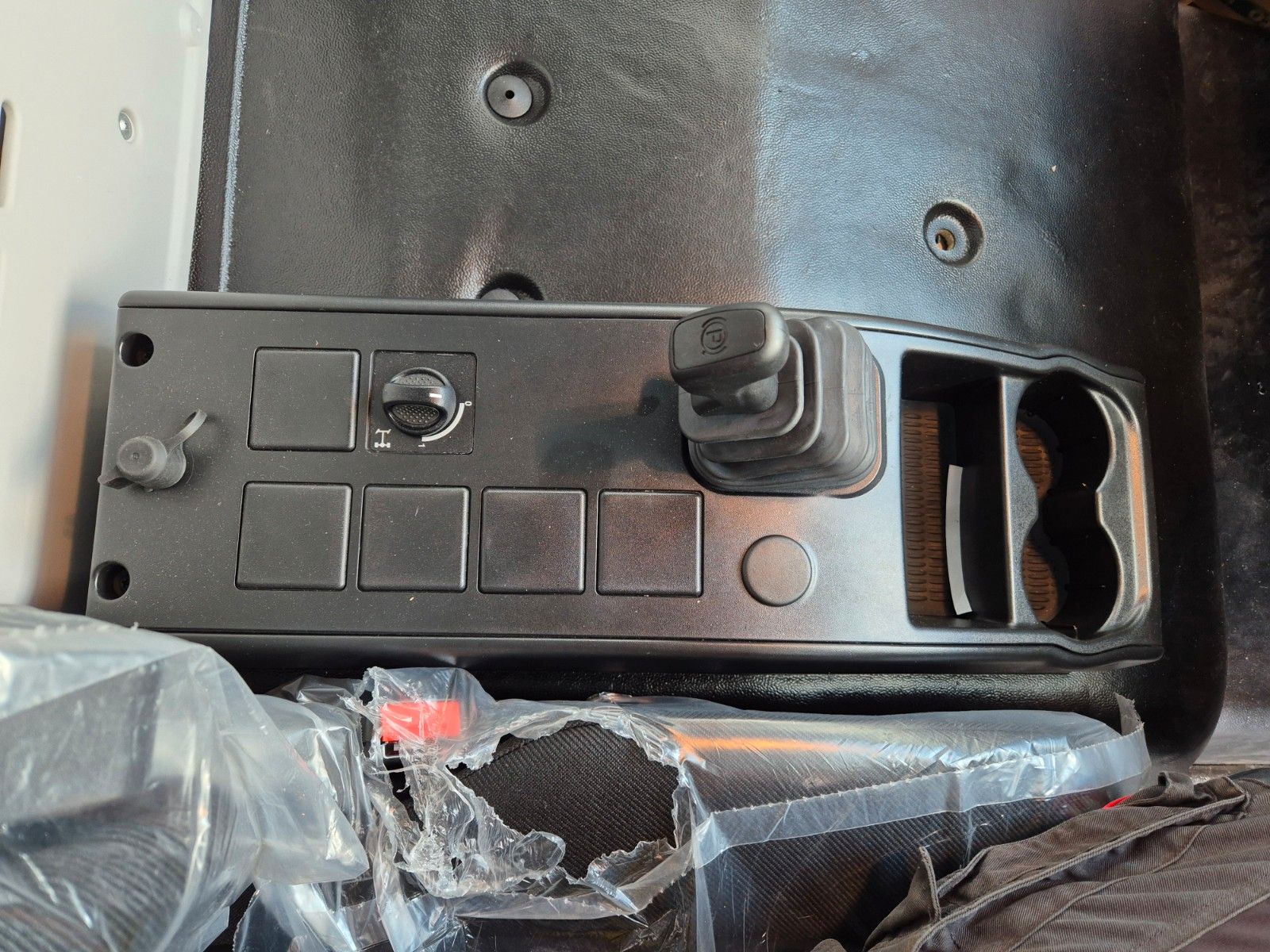 Fahrzeugabbildung Iveco Eurocargo ML160E25/P EVI_E 4x2 RHD Rechtslenker